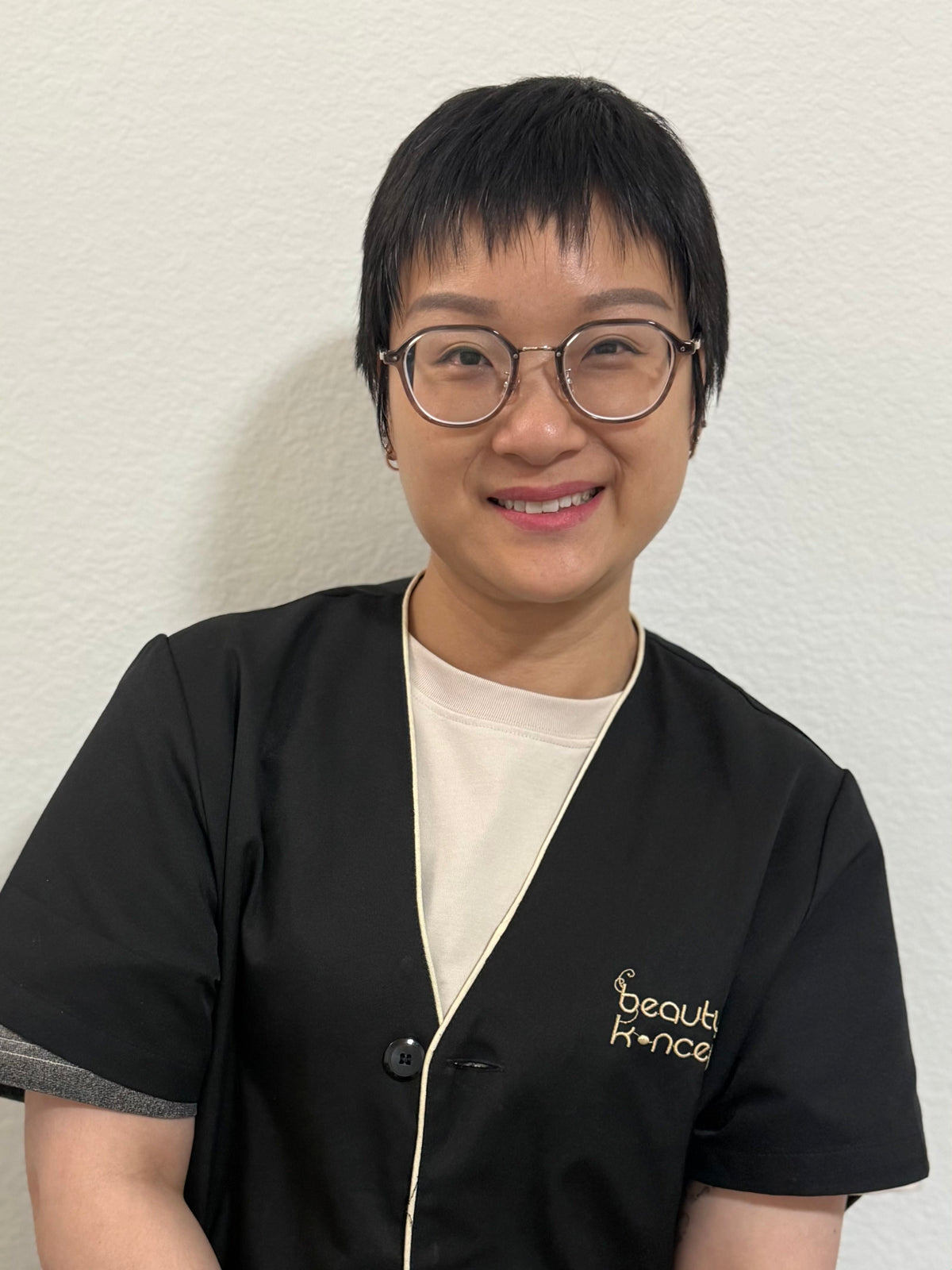 Twiggy, Beauty Koncept acne specialist in Fremont